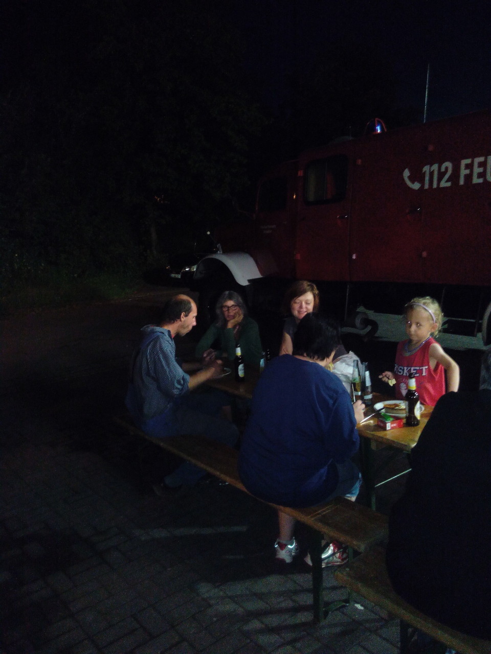 Unsere Fahrzeughalle erstrahlt im neuen Glanz