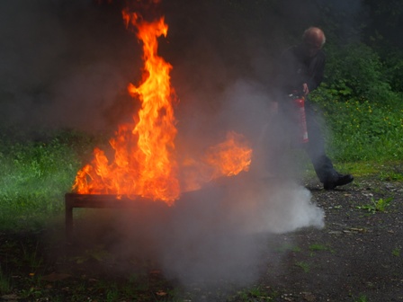 Feuerlöschervorführung