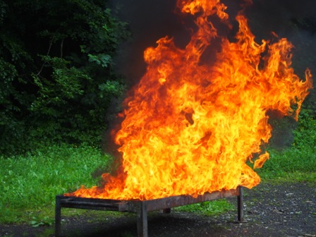 Feuerlöschervorführung