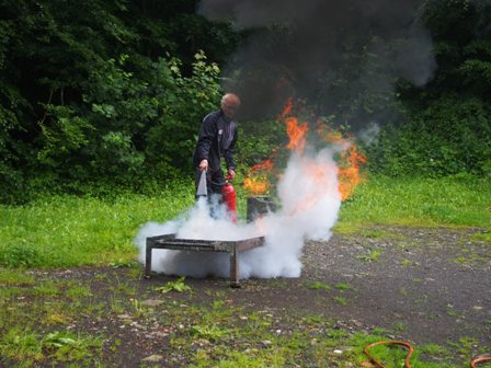 Feuerlöschervorführung