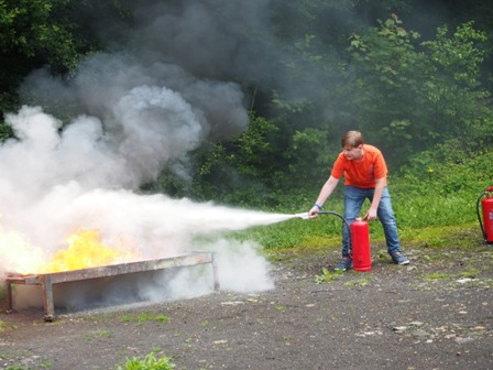 Feuerlöschervorführung