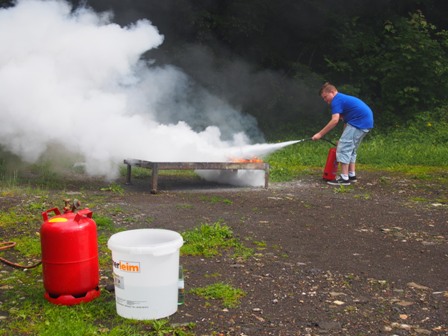 Feuerlöschervorführung