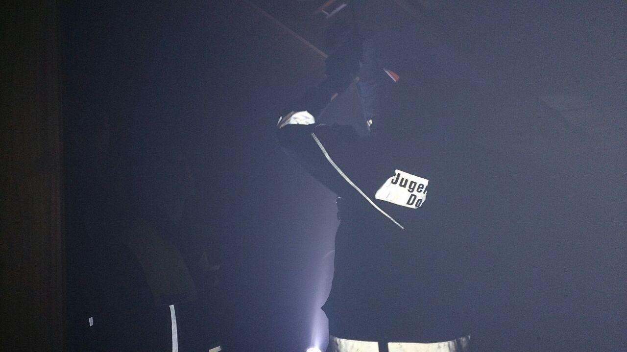 Brandübung der Jugendfeuerwehr im Feuerwehrhaus